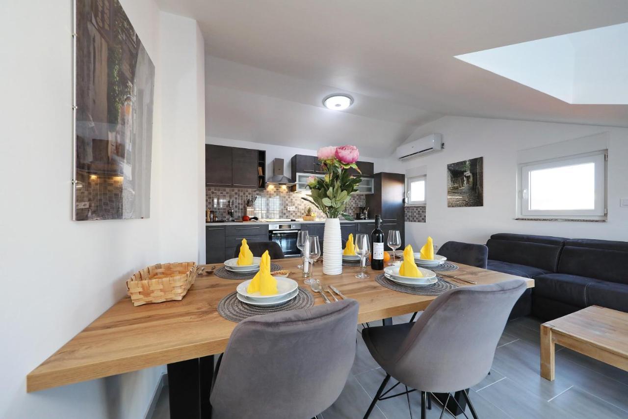 Apartments Oliva Vrsi Εξωτερικό φωτογραφία