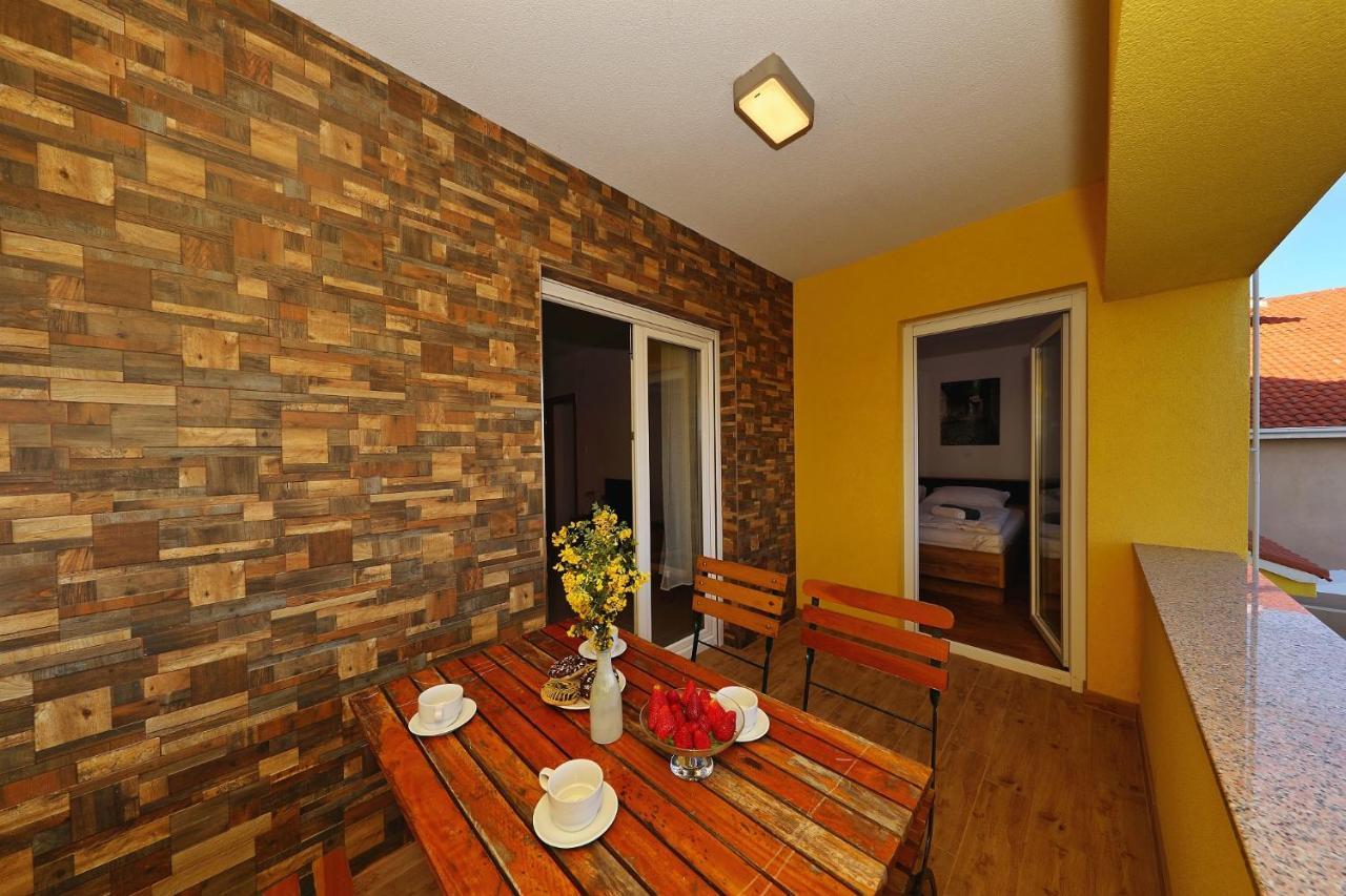 Apartments Oliva Vrsi Εξωτερικό φωτογραφία