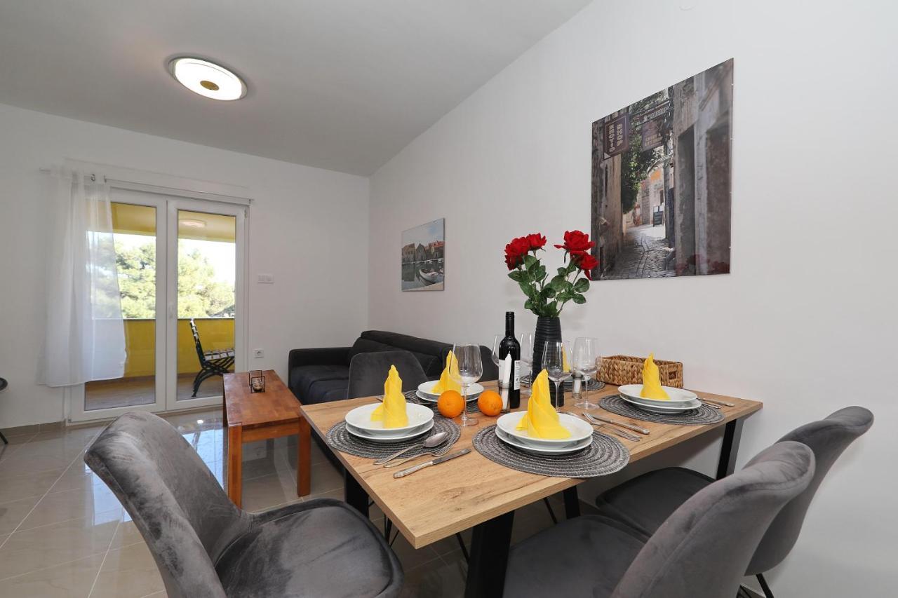 Apartments Oliva Vrsi Εξωτερικό φωτογραφία