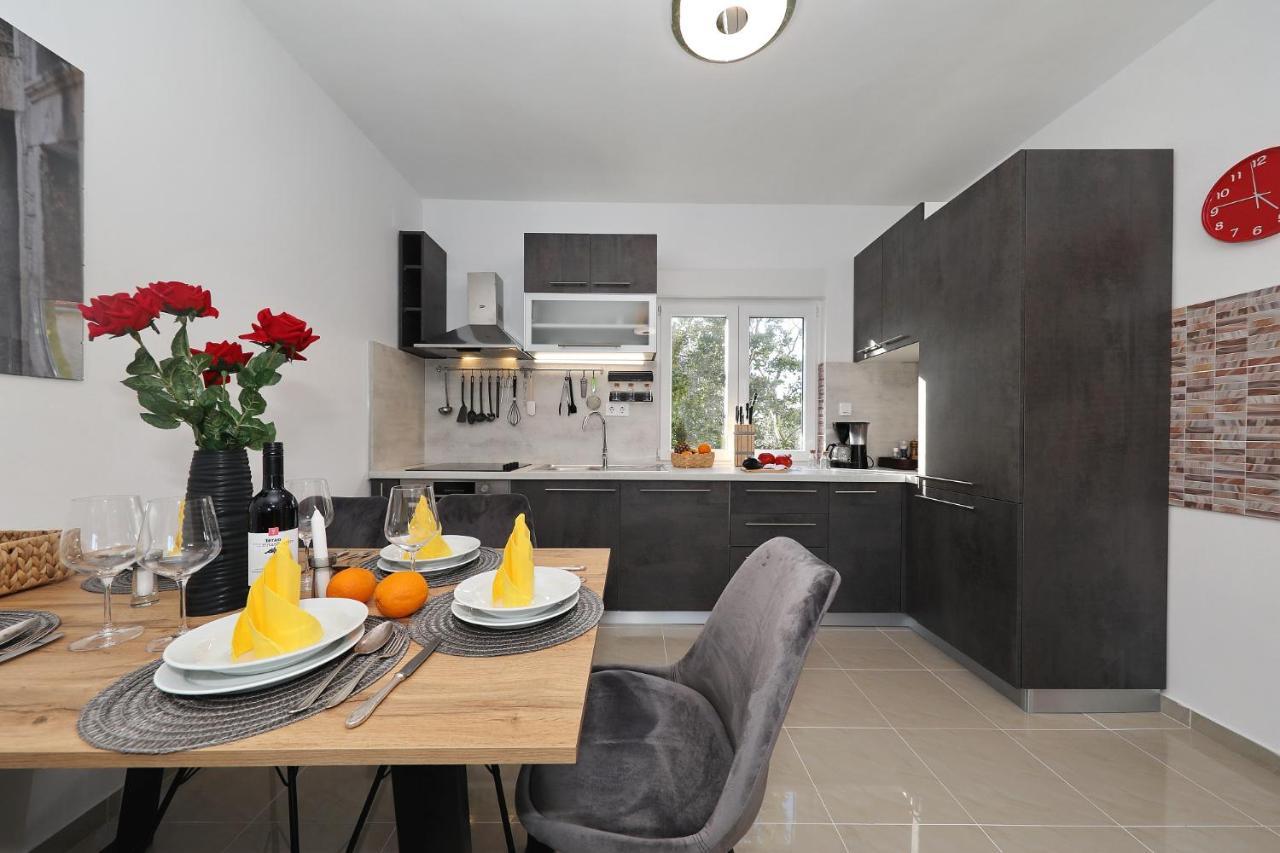 Apartments Oliva Vrsi Εξωτερικό φωτογραφία
