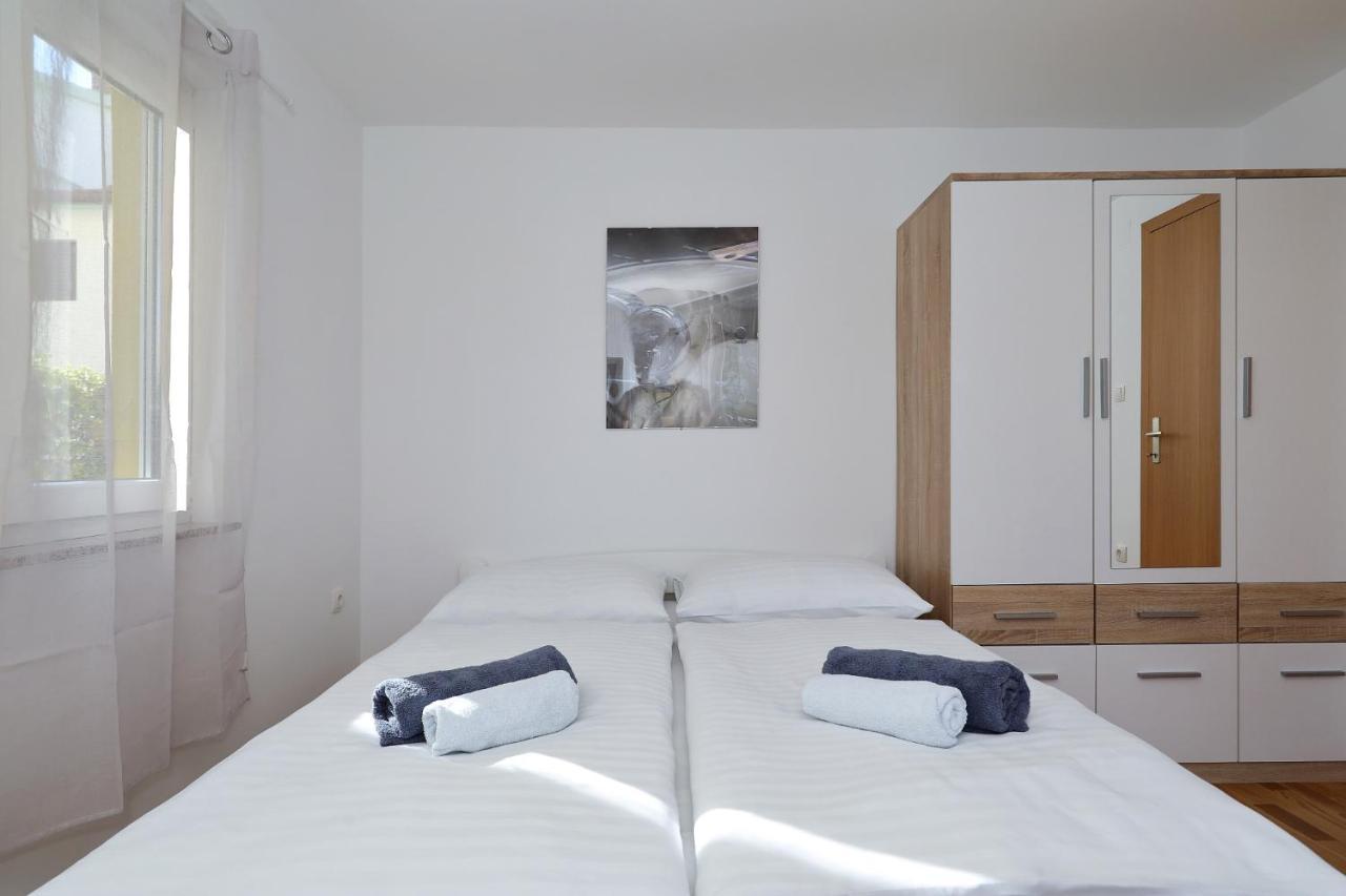 Apartments Oliva Vrsi Εξωτερικό φωτογραφία