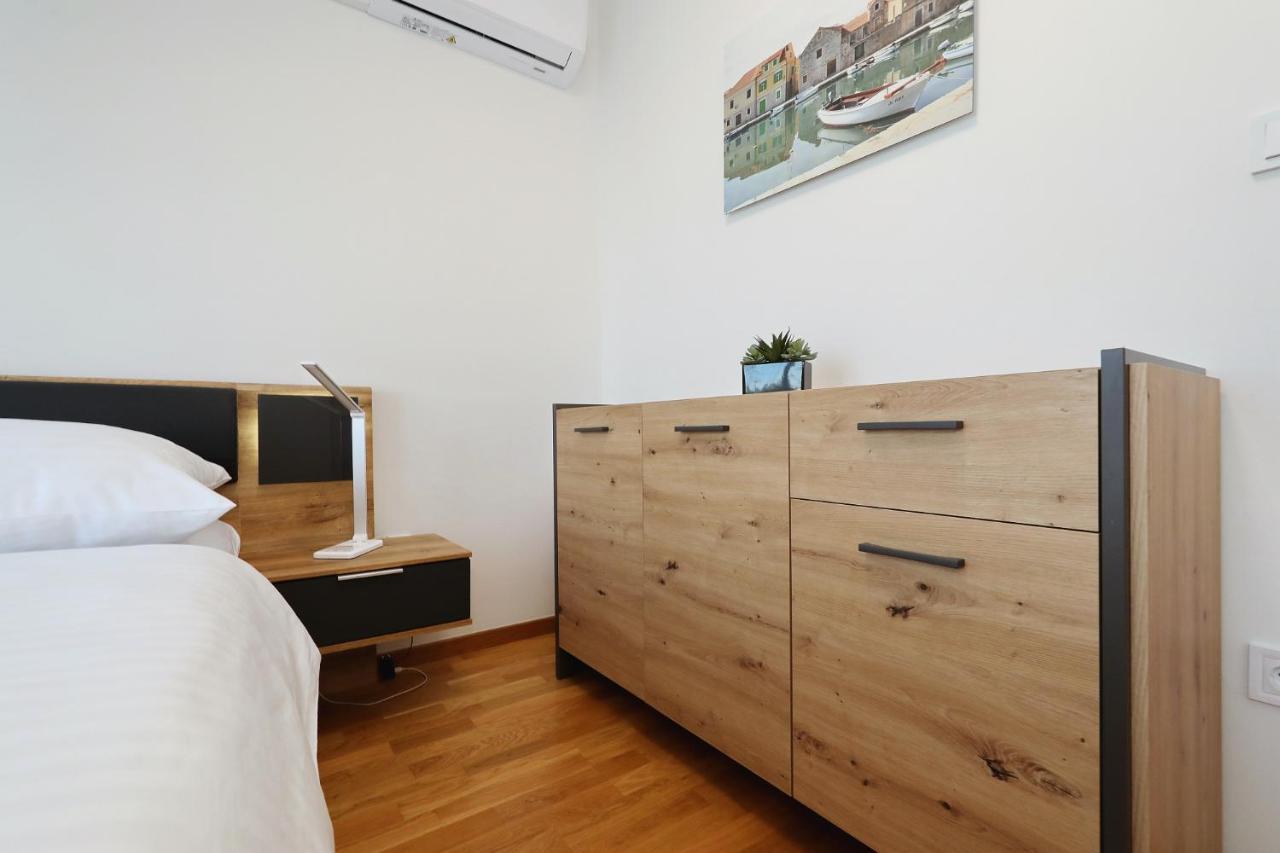 Apartments Oliva Vrsi Εξωτερικό φωτογραφία