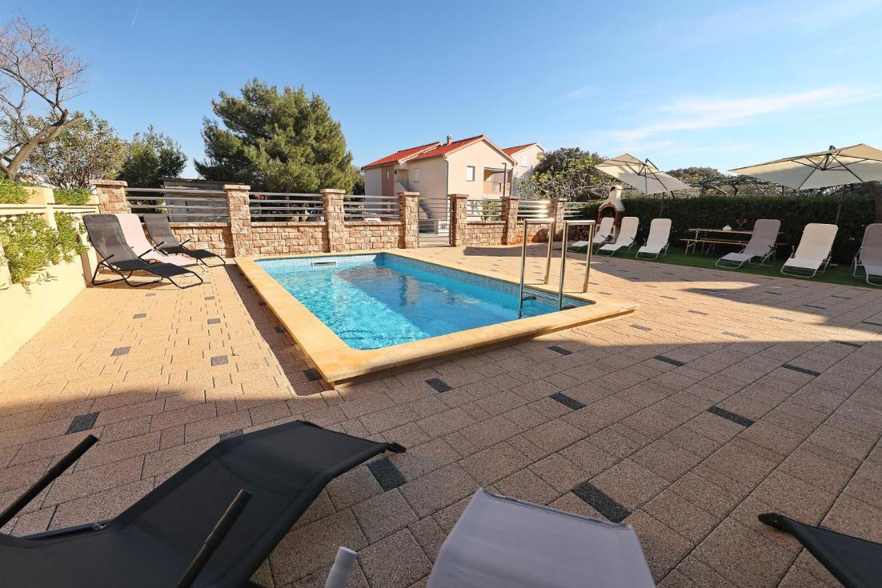 Apartments Oliva Vrsi Εξωτερικό φωτογραφία