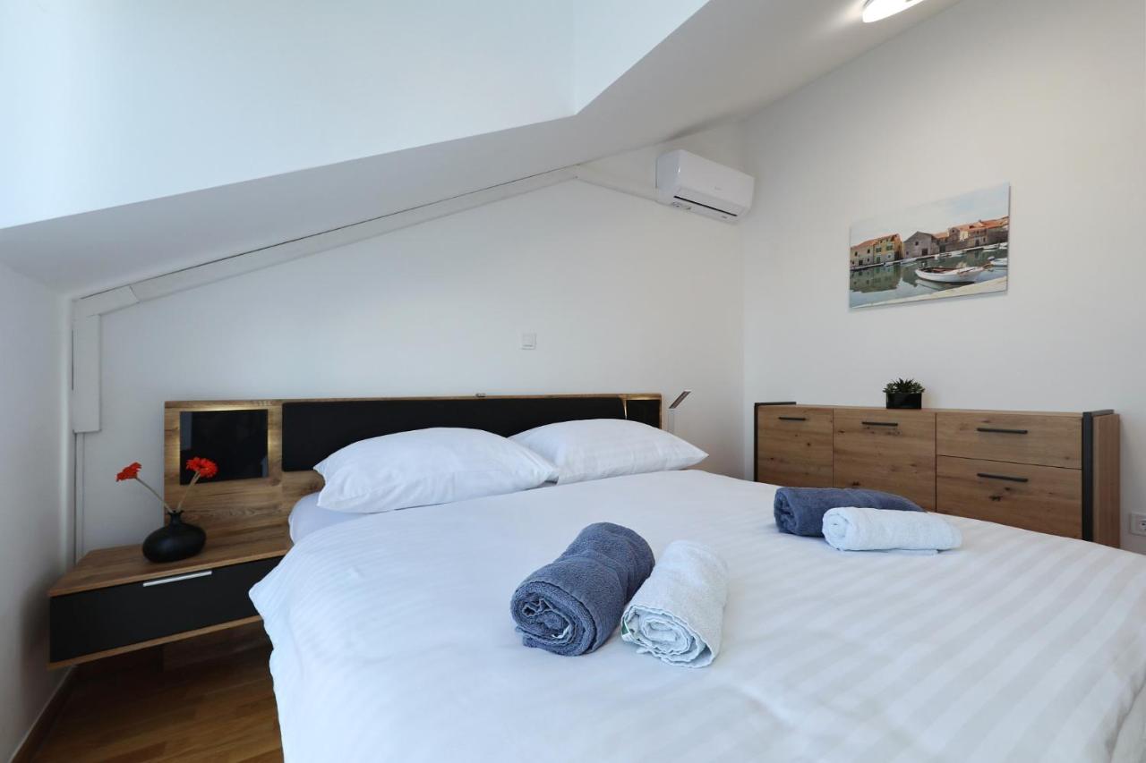 Apartments Oliva Vrsi Εξωτερικό φωτογραφία